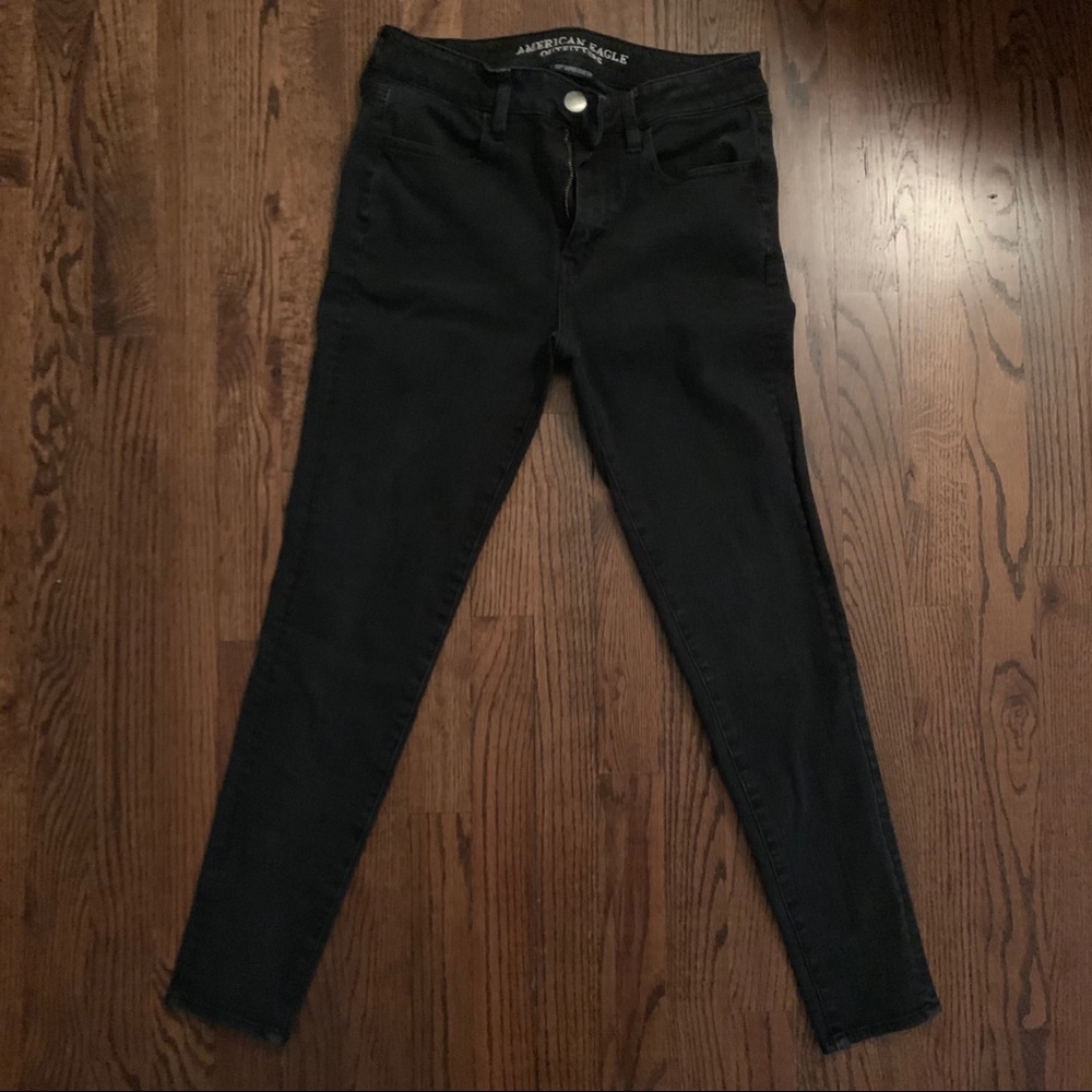 Black Hi-Rise Jegging | American Eagle